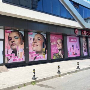 Rossmann Cam Giydirme