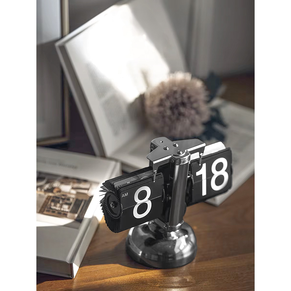 6fabbec1a9d6415e85aa7fd096636ad5 Tokyo Mekanizmalı Saat - Görsel 1